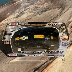 MOTOR MAX 1:24 Replica Ford GT Concept Racing Car Diecast  Black